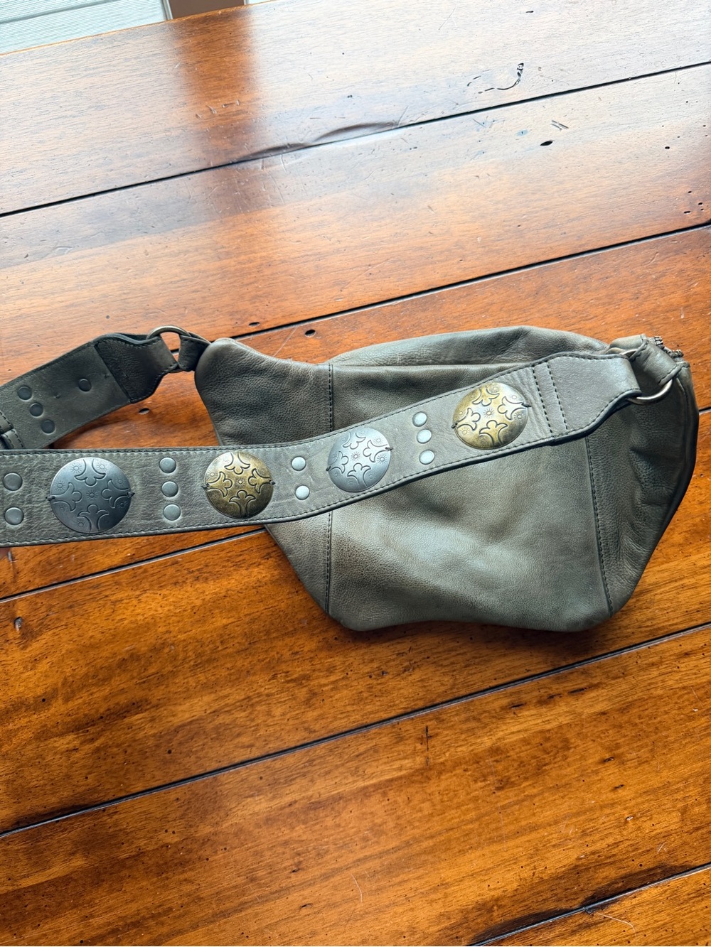 Free People Wilder Embellished Leather Sling Bag Crossbody Frozen Earth - Picture 10 of 14